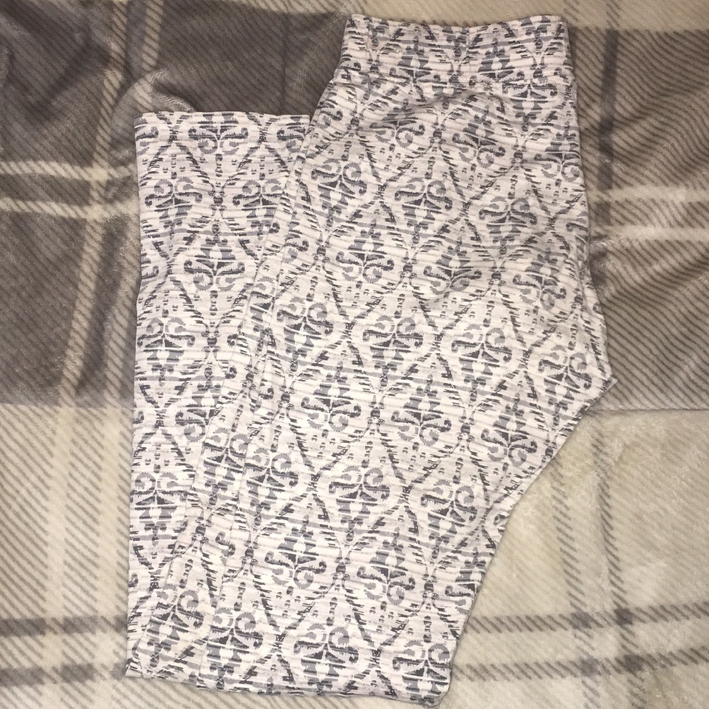 Leggings size medium